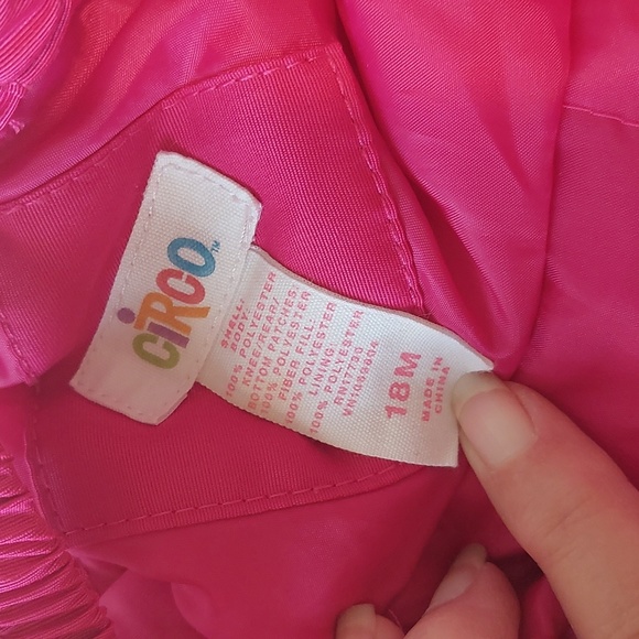 Circo 18 month Pink Snow Suit .Adjustable Straps and Pockets . - Picture 4 of 7
